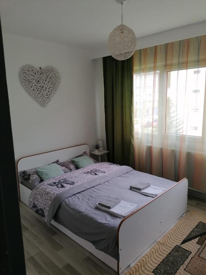 Апартаменты Apartament Alexia Оршова Экстерьер фото